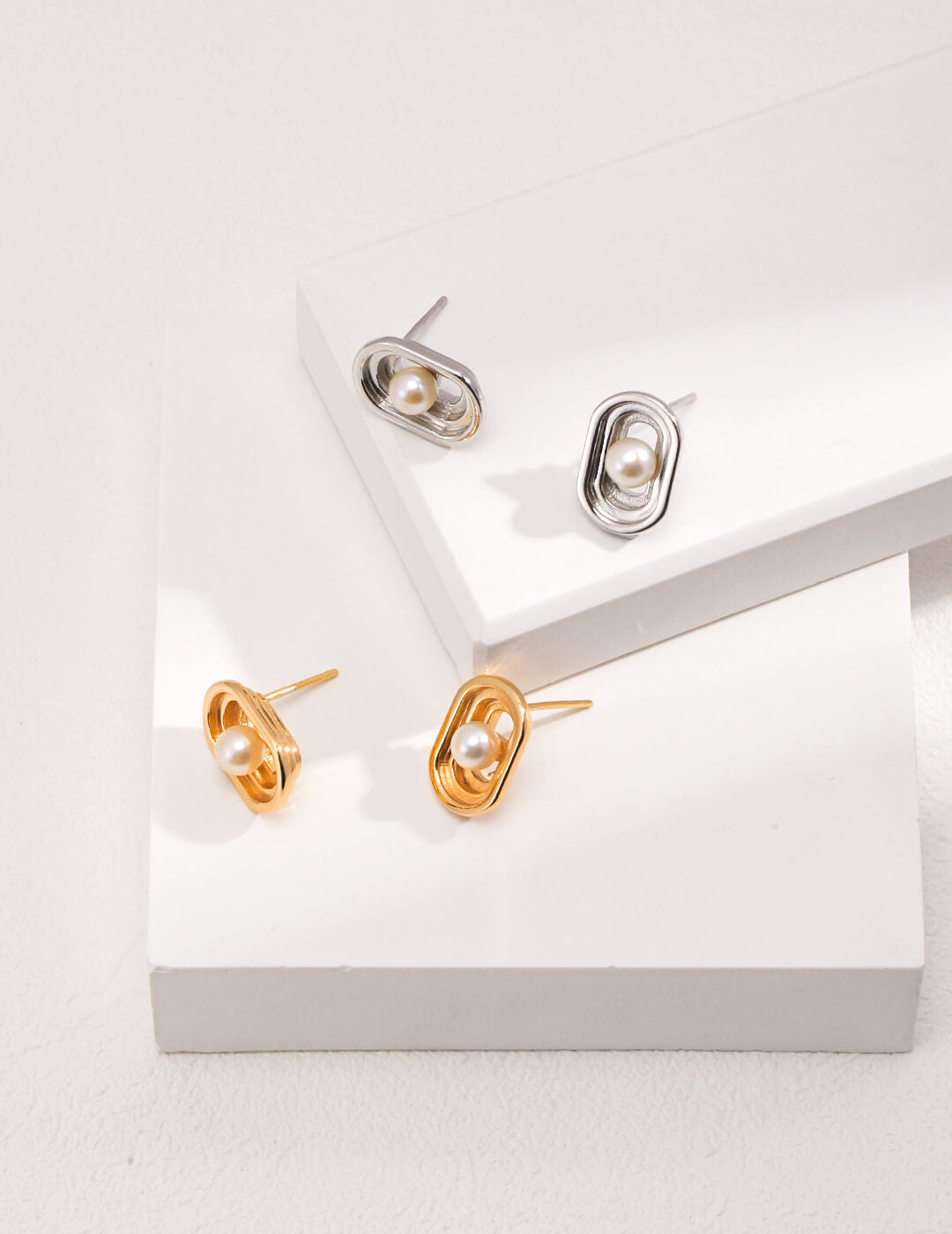 Gold Hoop Surround Pearl Earrings