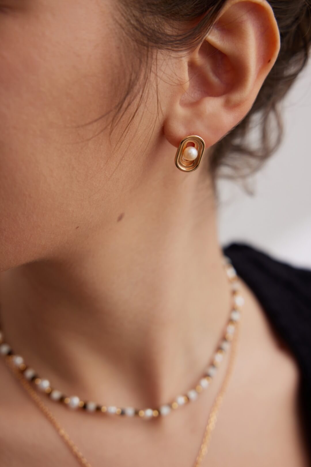 Gold Hoop Surround Pearl Earrings